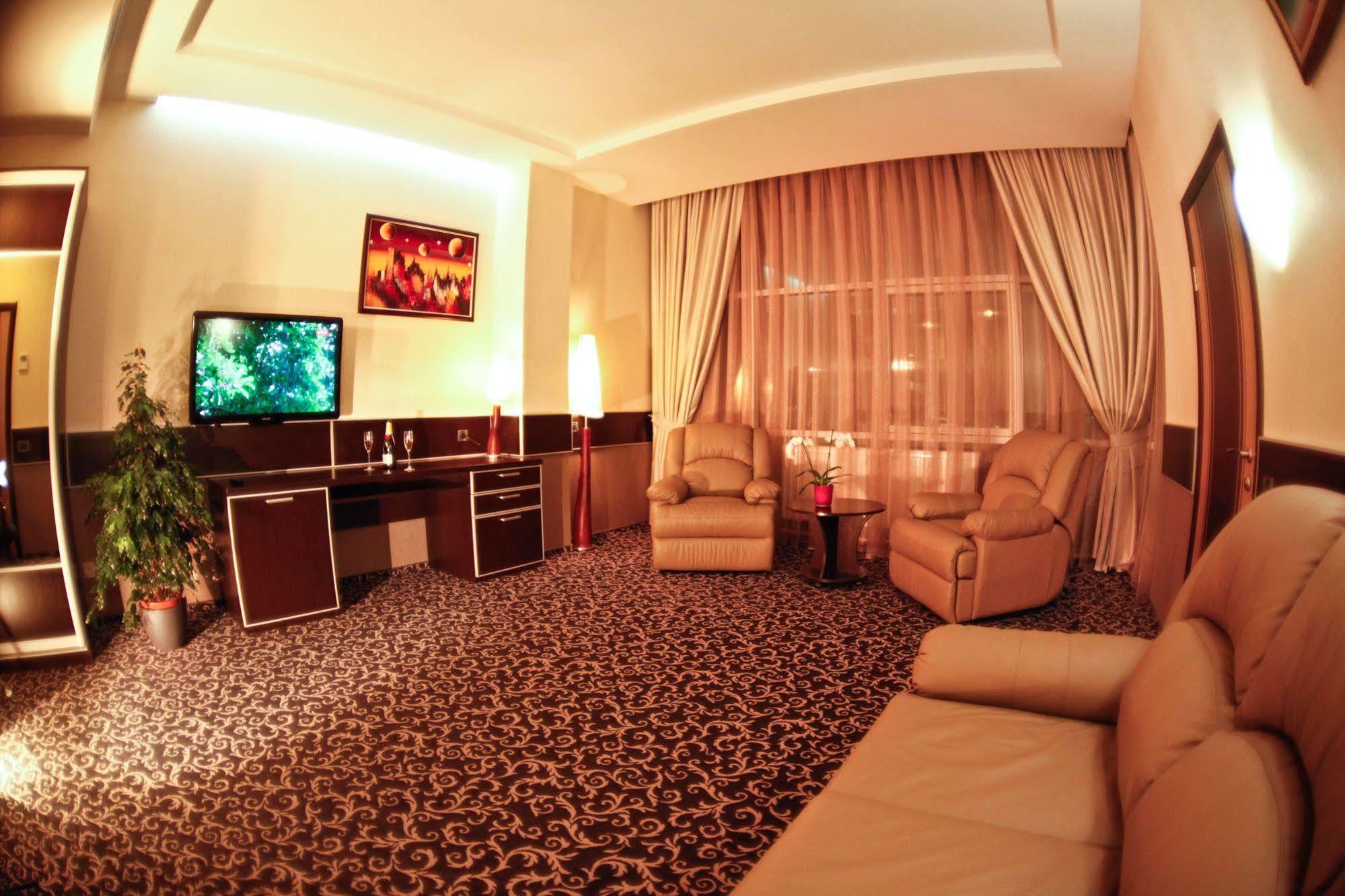 Terra Nova Sport&Spa Hotel Hatne Bagian luar foto