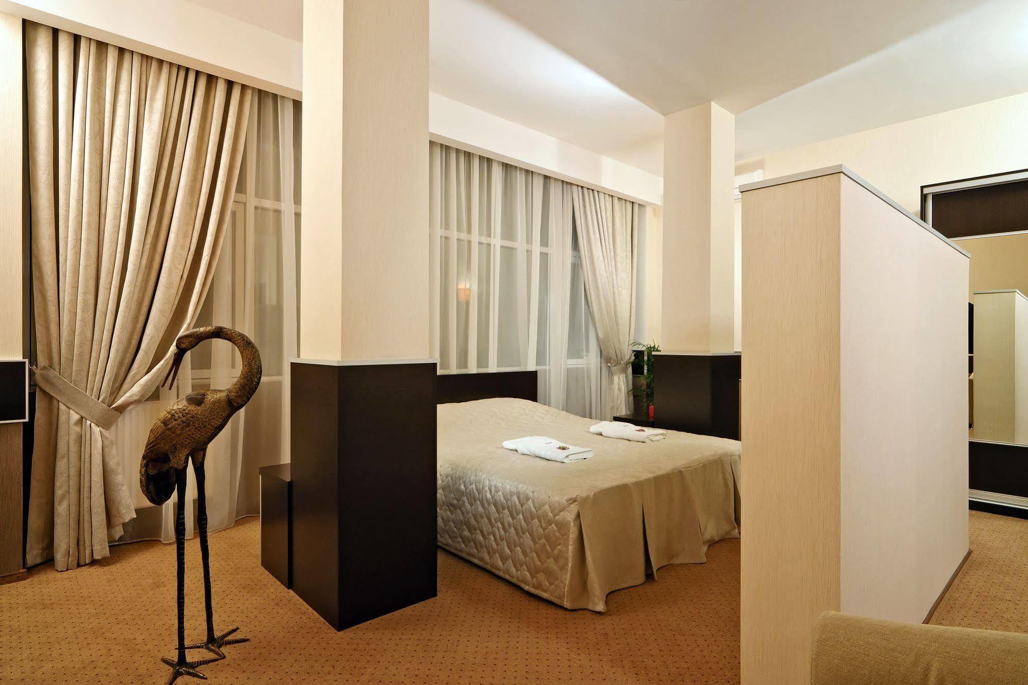 Terra Nova Sport&Spa Hotel Hatne Bagian luar foto