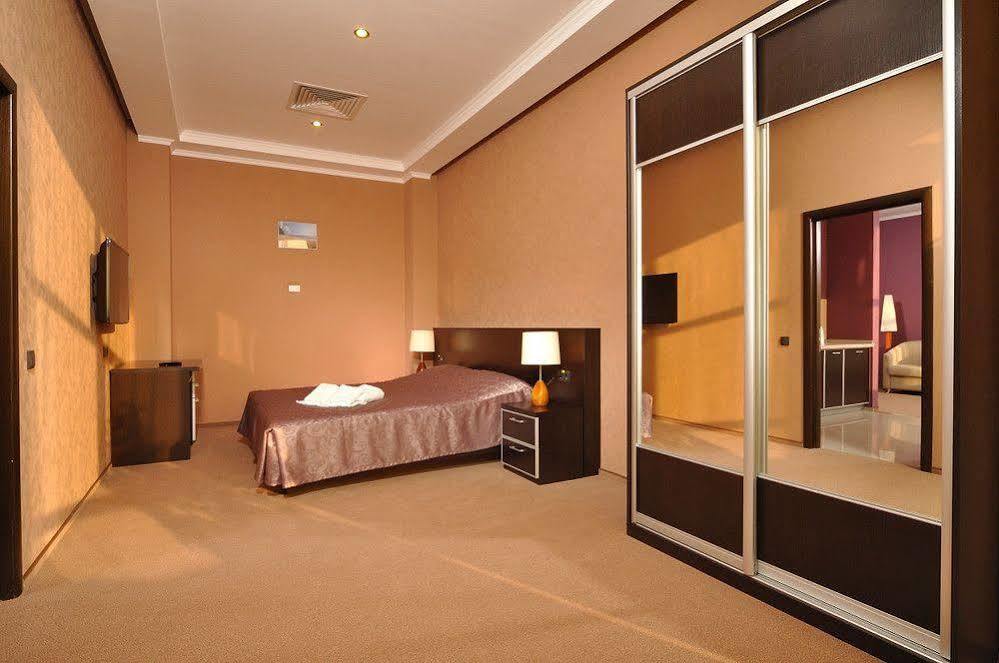 Terra Nova Sport&Spa Hotel Hatne Bagian luar foto